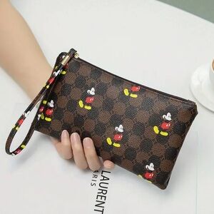 Disney Mickey Mouse Clutch
